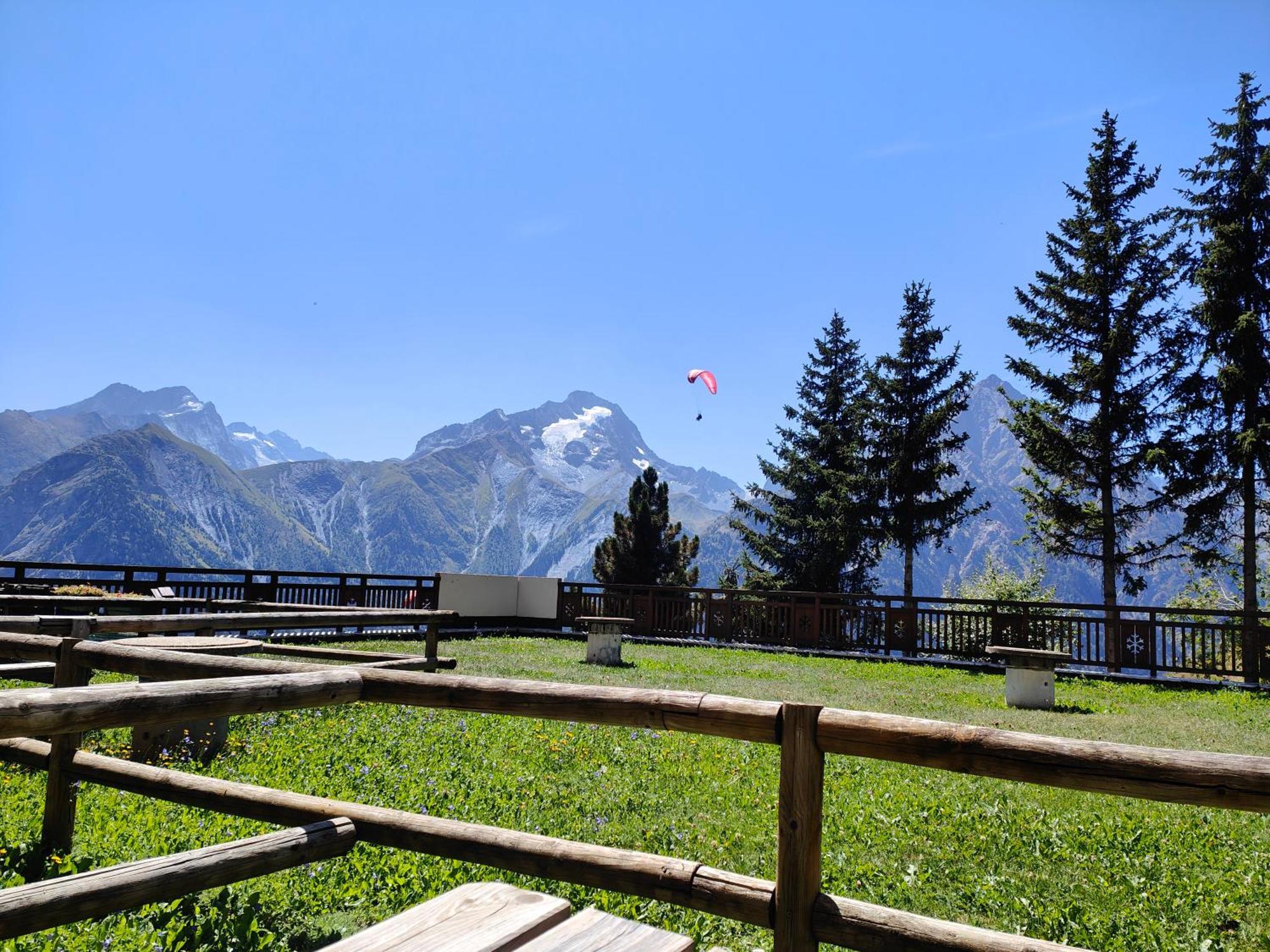 Studio Avec Jardin Et Garage, Proche Super Venosc Les Deux Alpes Exterior foto